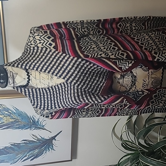 Self ❤️ esteem soft acrylic open front shrug - Picture 2 of 8